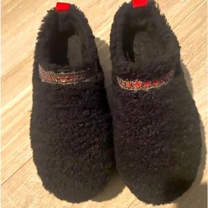 Womens platform Sherpa slide ons